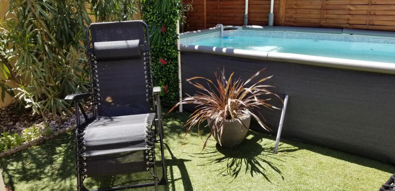 Maison F2, Neuve Au Calme Avec Jardinet La Crau Exterior foto